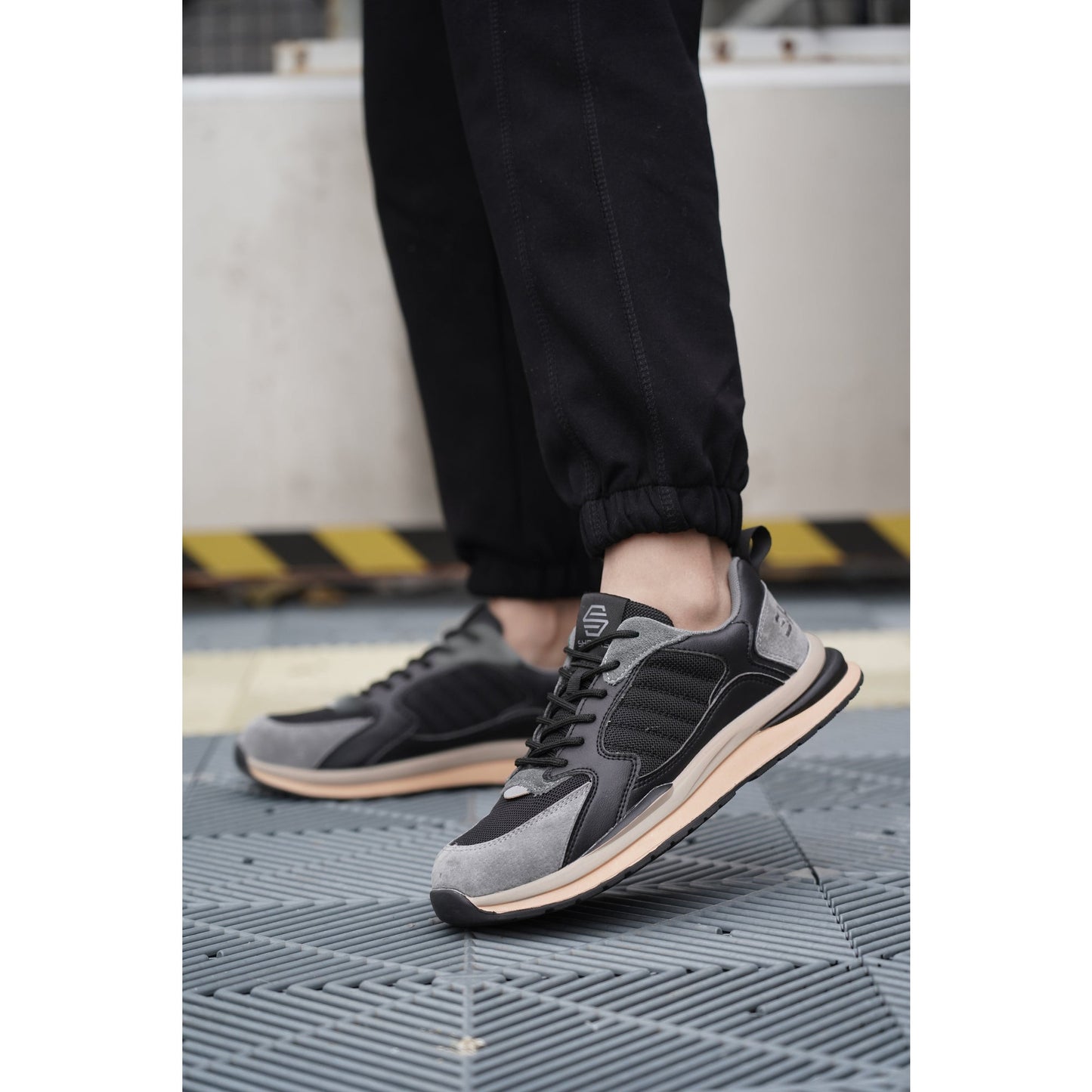 Shraks™ Venu Safety Shoes