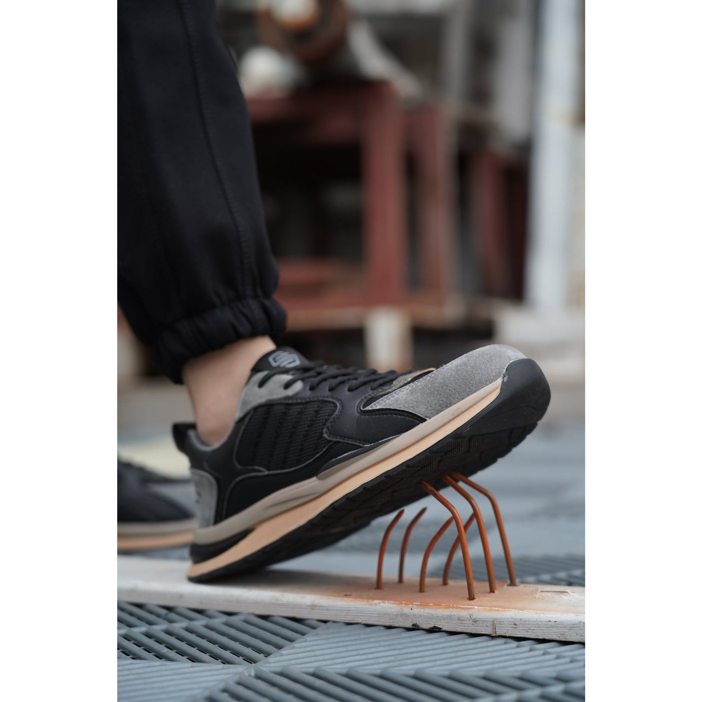 Shraks™ Venu Safety Shoes