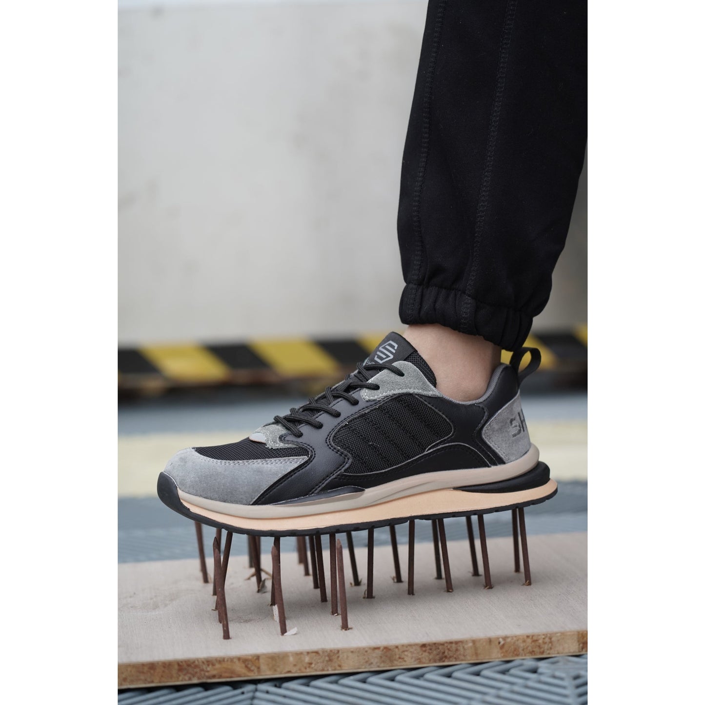 Shraks™ Venu Safety Shoes